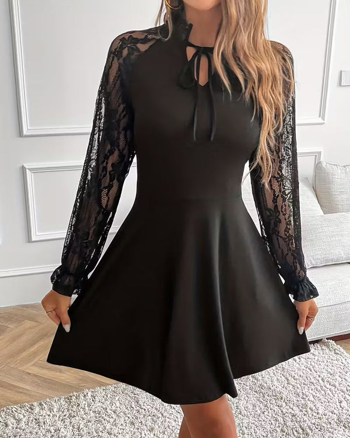 Robe Dentelle Patchwork Élégante Slim