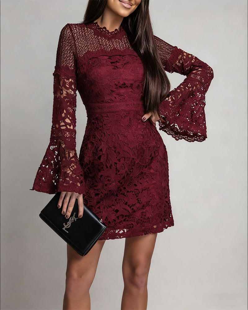 Robe Manche Cloche Dentelle Hanche