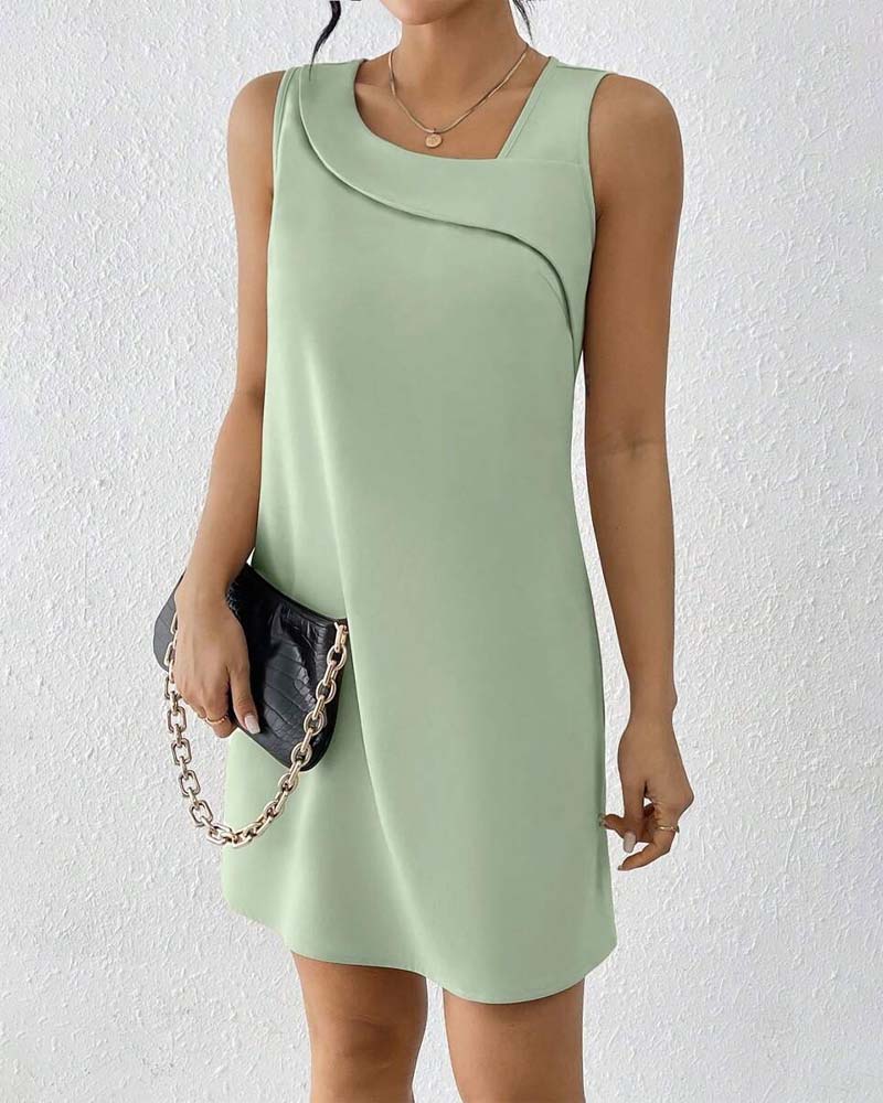 Robe À Col Asymétrique Sans Manches Élégante