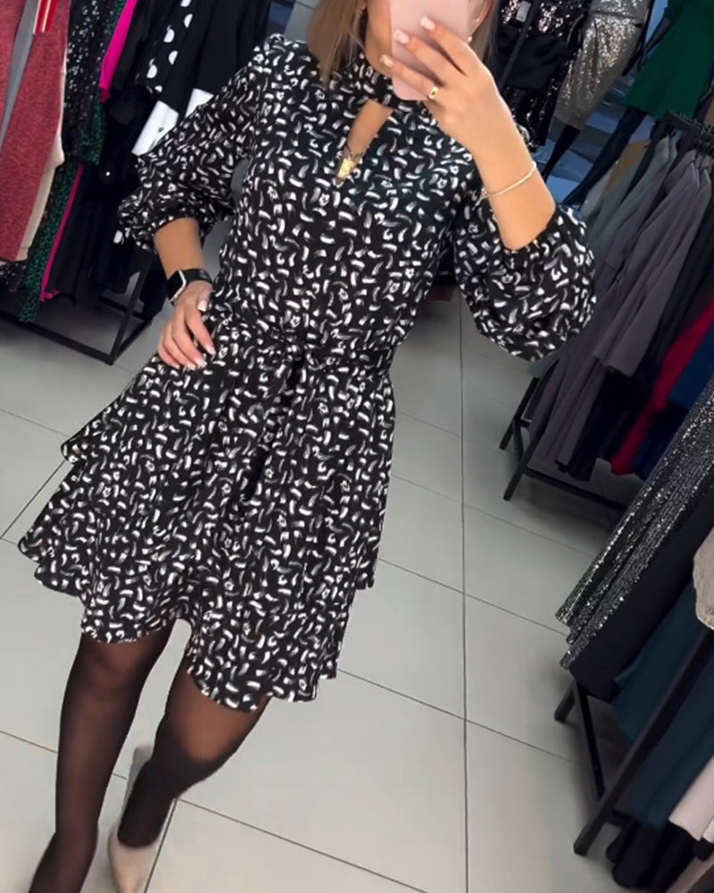 Robe découpée imprimée élégante