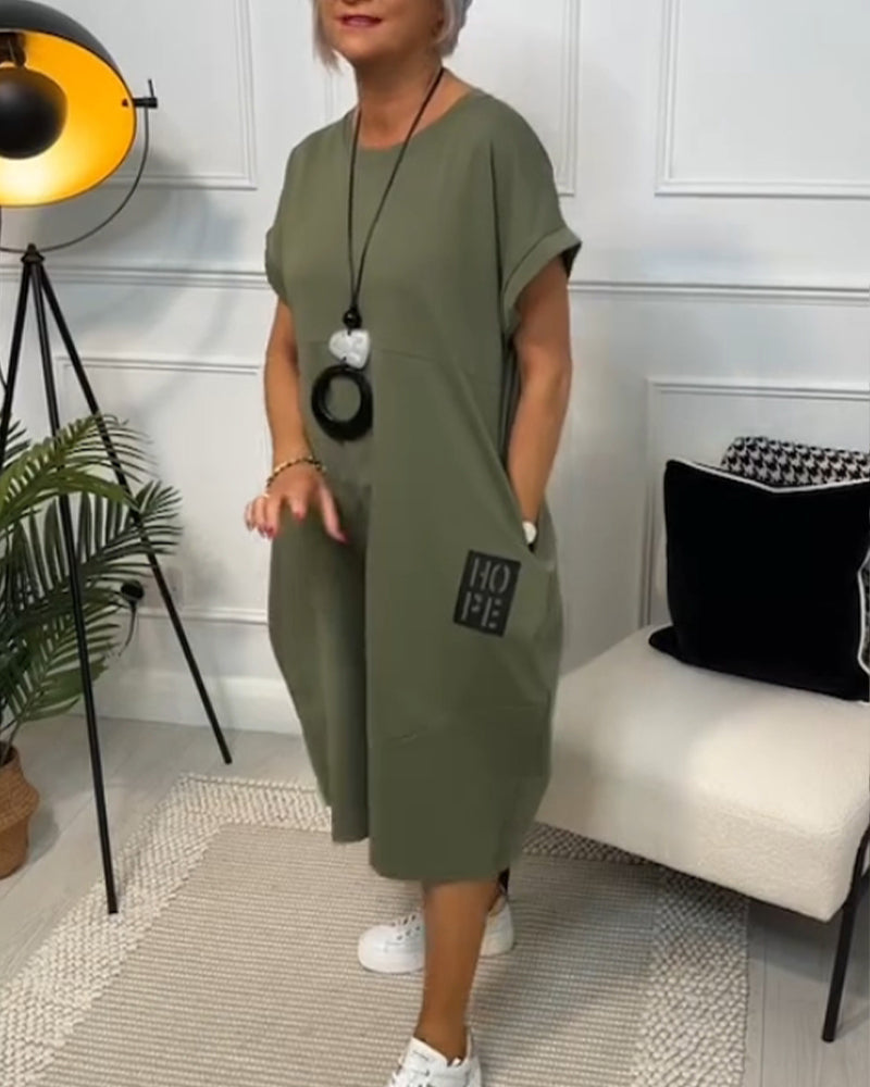 Robe décontractée à manches courtes et imprimé lettre simple