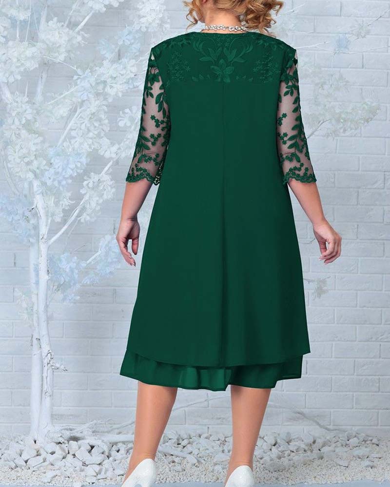 Robe décontractée ample en mousseline brodée