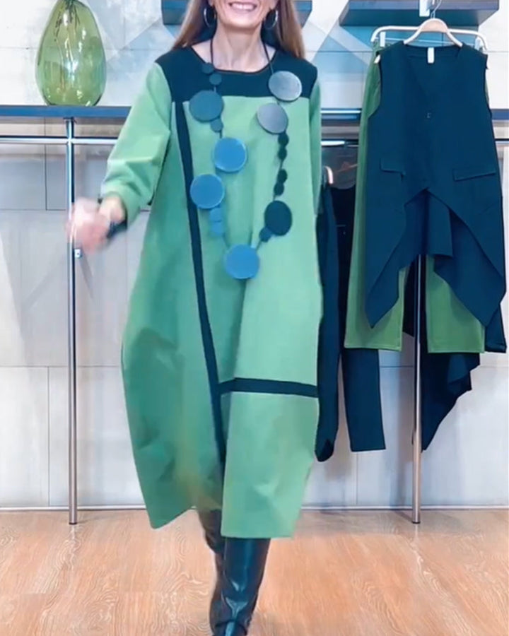Robe à rayures verticales et style art