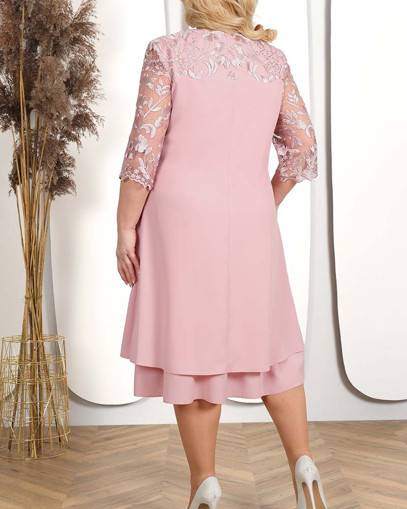 Robe décontractée ample en mousseline brodée