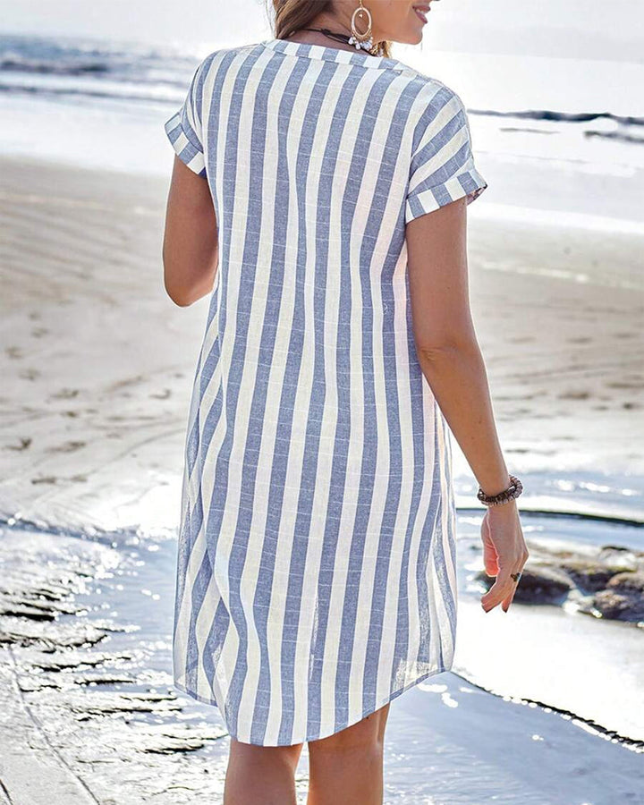 Robe Rayée En Coton Et Lin, Col Montant, Manches Courtes