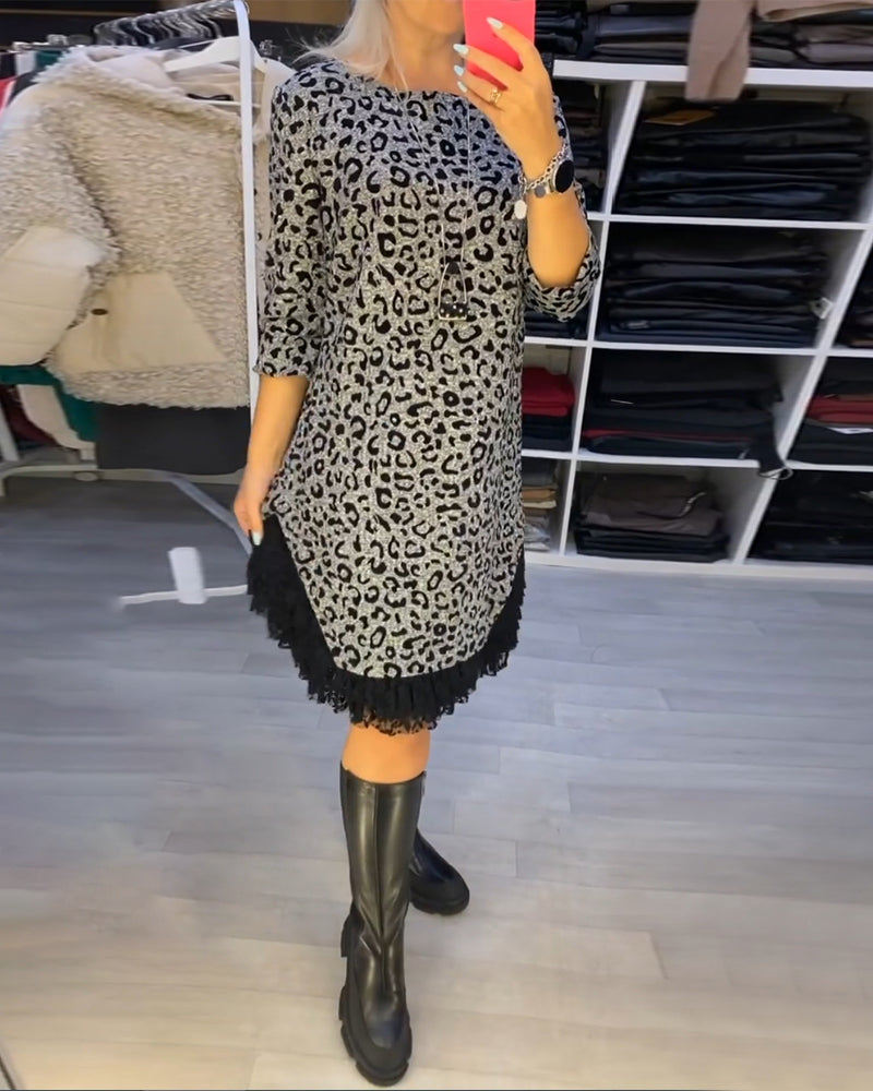 Robe amincissante imprimé léopard