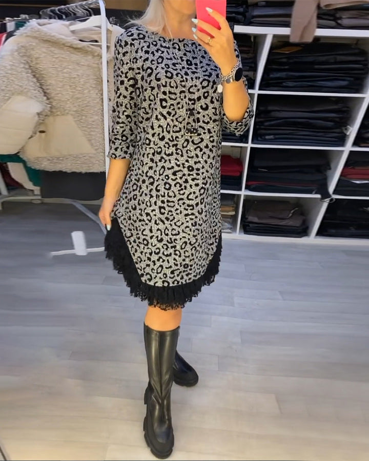 Robe amincissante imprimé léopard