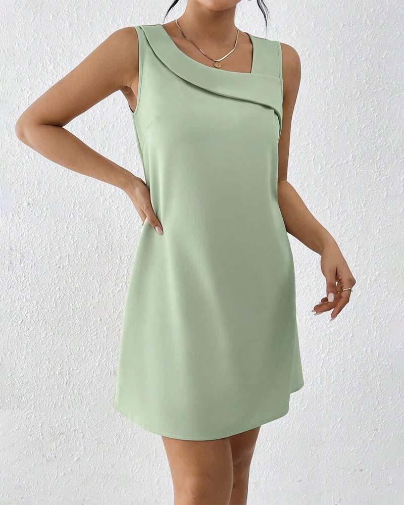 Robe À Col Asymétrique Sans Manches Élégante